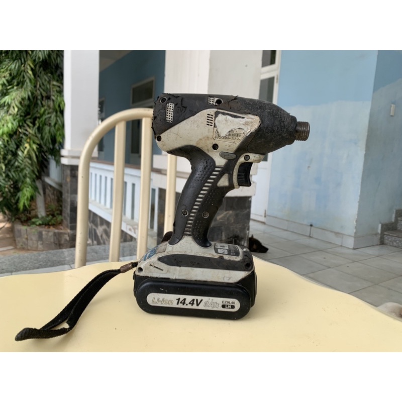 Bắn vít Nati EZ7543 14.4v không than.