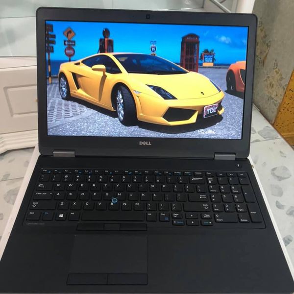 DELL LATITUDE 5570 i7 6820HQ RAM 8G SSD 256G VGA M370 | BigBuy360 - bigbuy360.vn