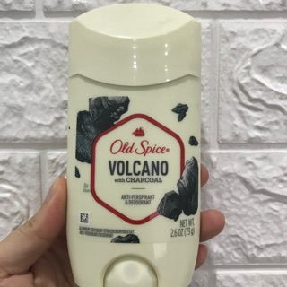 Lăn khử mùi Old Spice Volcano with Charcoal 73g
