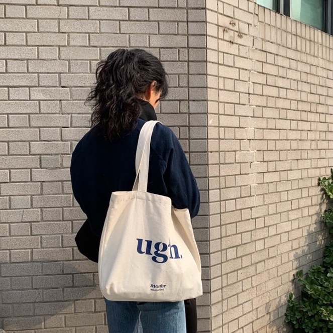 Túi vải tote đeo chéo, chất canvas cao cấp đi học đi chơi phong cách năng động thời thượng hoạ tiết chữ UGH | TV03