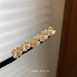 DỤNG CỤ BÚI TÓC ĐÍNH ĐÁ