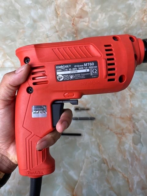 Máy bắn vít-Máy khoan Maktec MT60 bảo hành 12 tháng tặng mũi vít mũi tôn