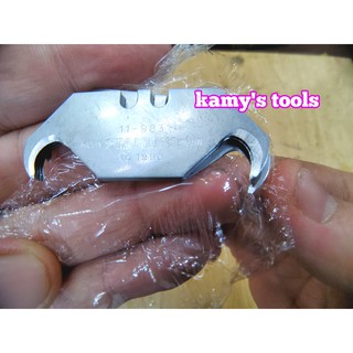 Lưỡi dao rọc cáp cong Stanley model 11-983 (1 vĩ/5 lưỡi)