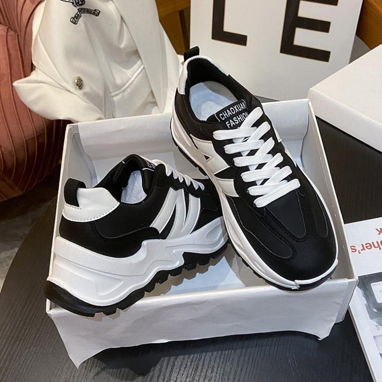 Giầy thể thao nữ phối màu chữ N đế sóng kếp màu   CLOVERLAND