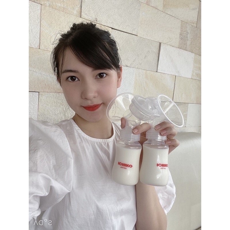 Máy hút sữa điện đôi ICHIKO M05 Nhật Bản (tặng 5 món quà sơ sinh) upass