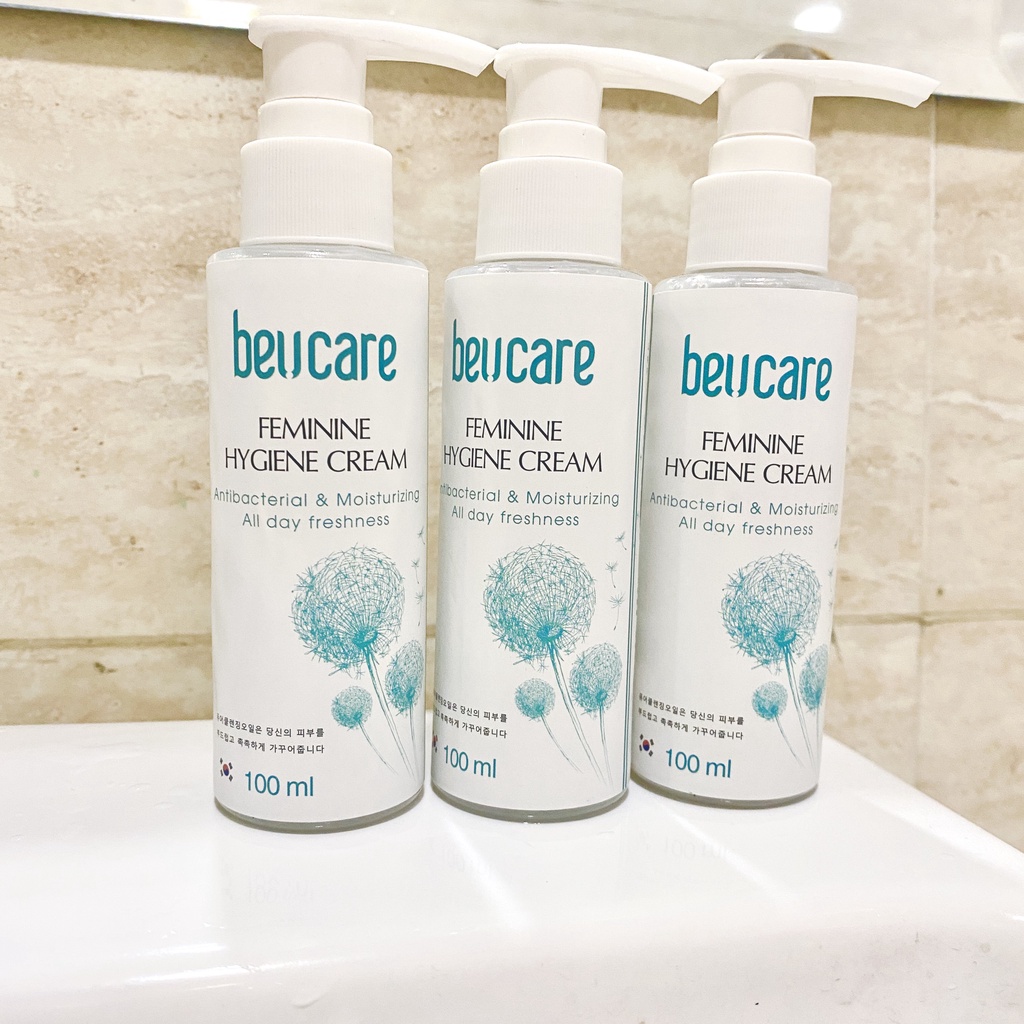 Combo 2 dung dịch vệ sinh phụ nữ và nước giặt đồ lót chuyên dụng BeUcare 200ml