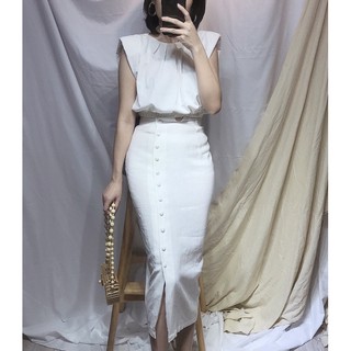 Áo croptop - chân váy midi trắng Linen