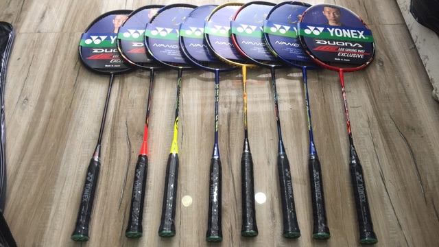 1 Chiếc Vợt Cầu Lông Yonex 100% Khung Crom Siêu Bền Đẹp tặng ngay một quấn cáng vợt cao cấp Joto