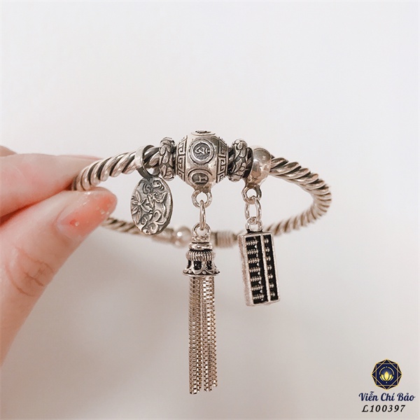 Kiềng tay bạc nữ khắc thần chú Om Mani Padme Hum bạc Thái 925 thời trang phụ kiện trang sức nữ Viễn Chí Bảo L100397