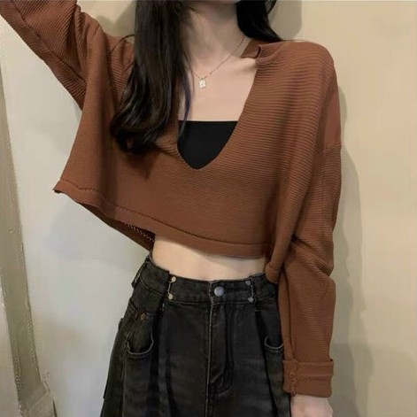 Áo len croptop cổ đức