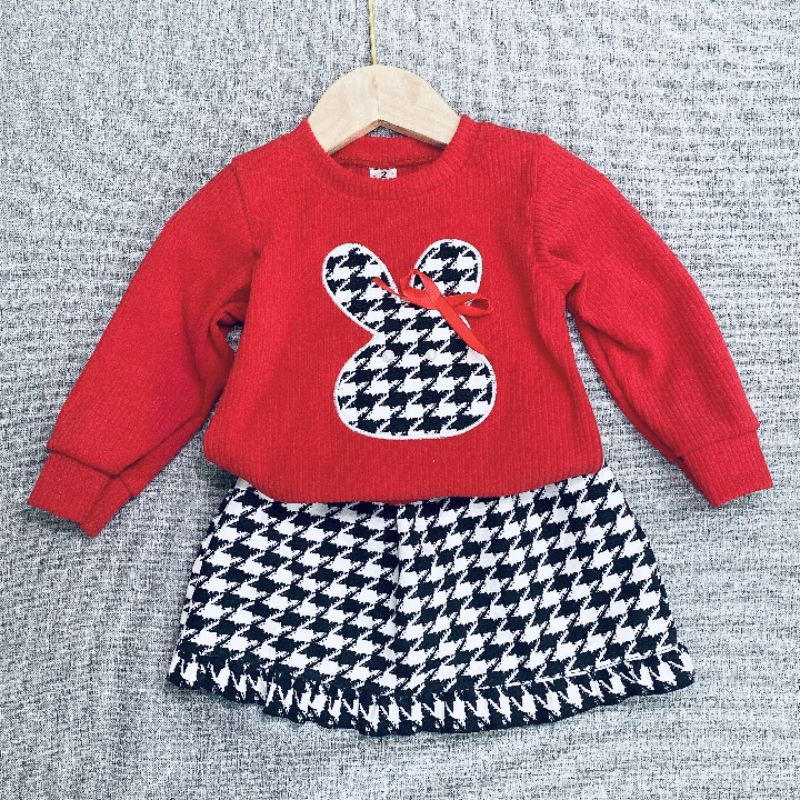 Set áo thêu thỏ màu đỏ kèm chân váy dạ siêu xinh cho bé 1-5 Tuổi