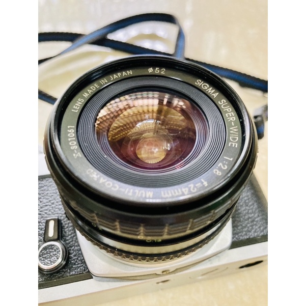 Máy ảnh film Nikon FM + Lens góc rộng Sigma macro 24mm f2.8 ngàm Nikon AIS