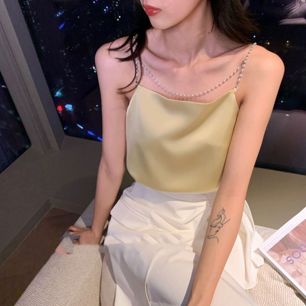 Áo Tank Top Chất Satin Đính Ngọc Trai Thiết Kế Quyến Rũ