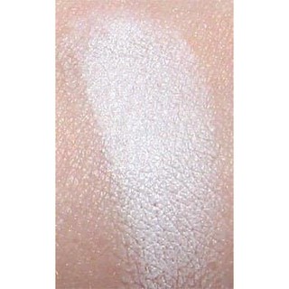 kem lót mắt nyx