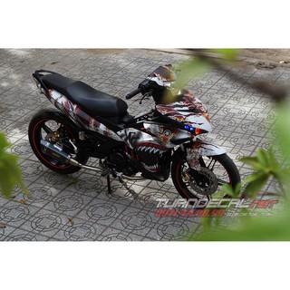 Tem trùm Exciter 150 rỉ sét