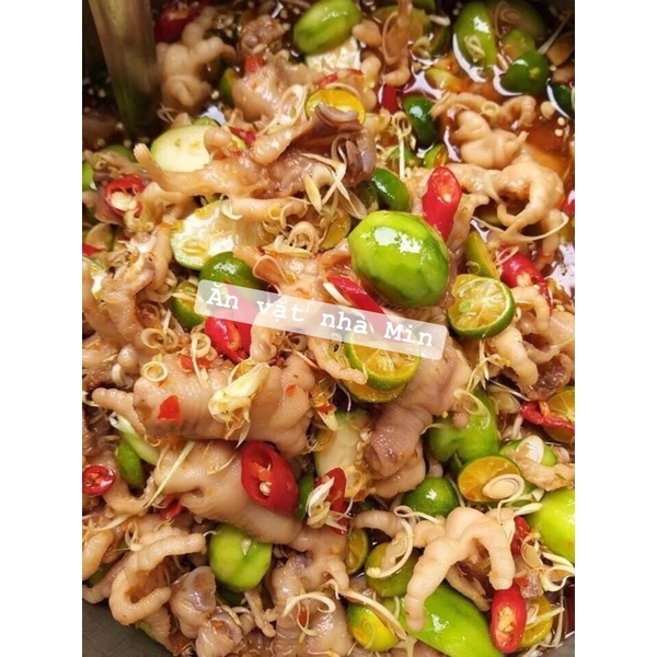 Chân Gà rút xương sốt thái/ ngâm sả tắc