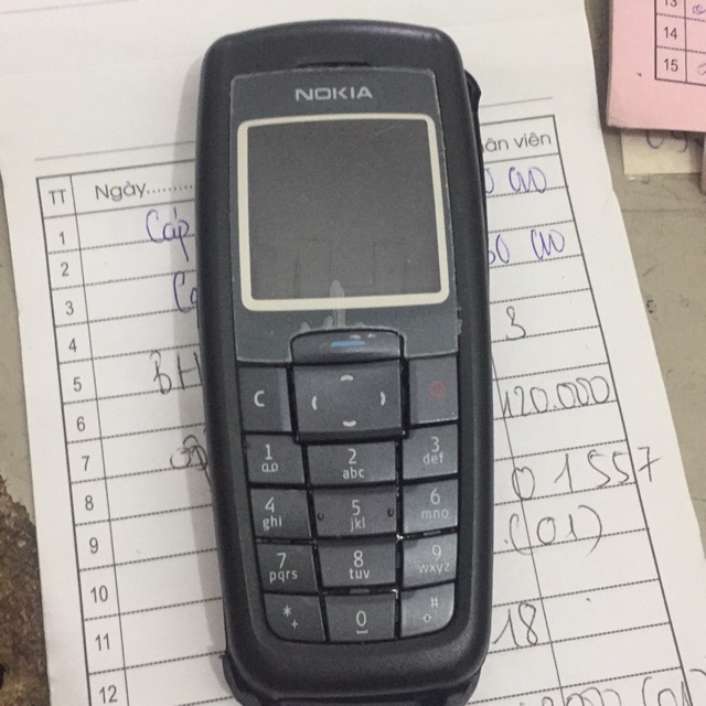 Vỏ nokia 2600 có phím (2 màu)