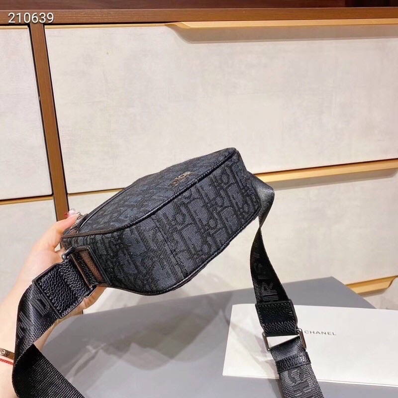 Túi đeo chéo DI.OR cao cấp có sẵn