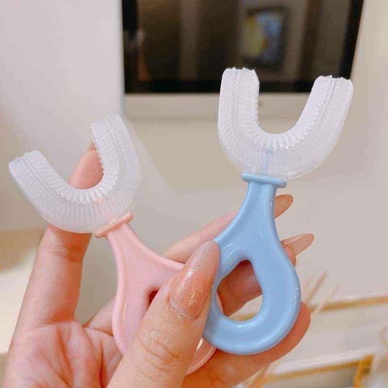 sỉ bàn chải chữ u