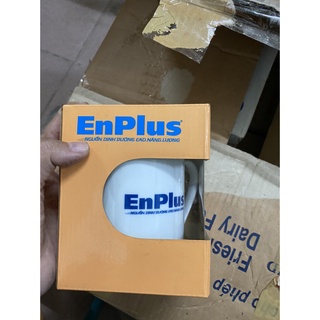 LY SỨ CÓ NẮP QUÀ TẶNG SỮA ENPLUS