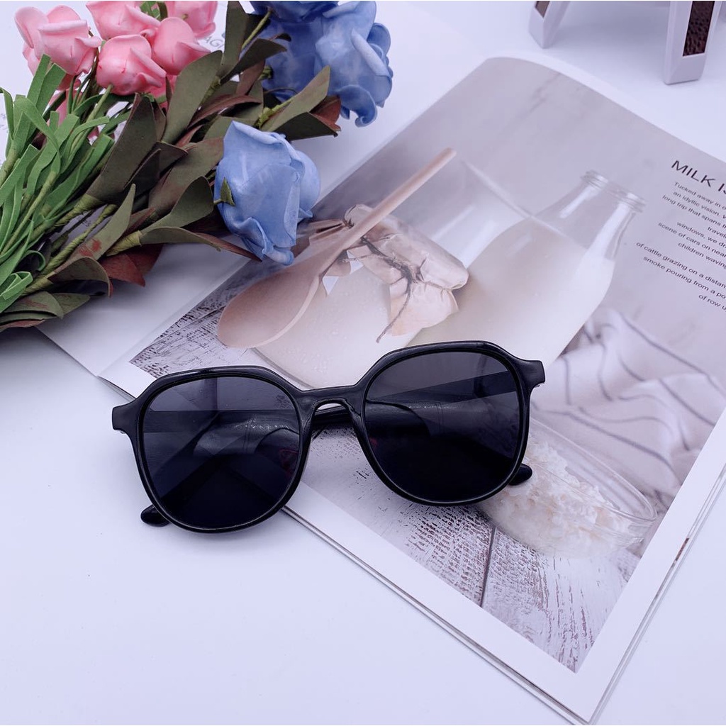 Kính râm nữ Hàn Quốc Kính râm hình vuông đơn giản Retro Kính râm lái xe đạp UV400