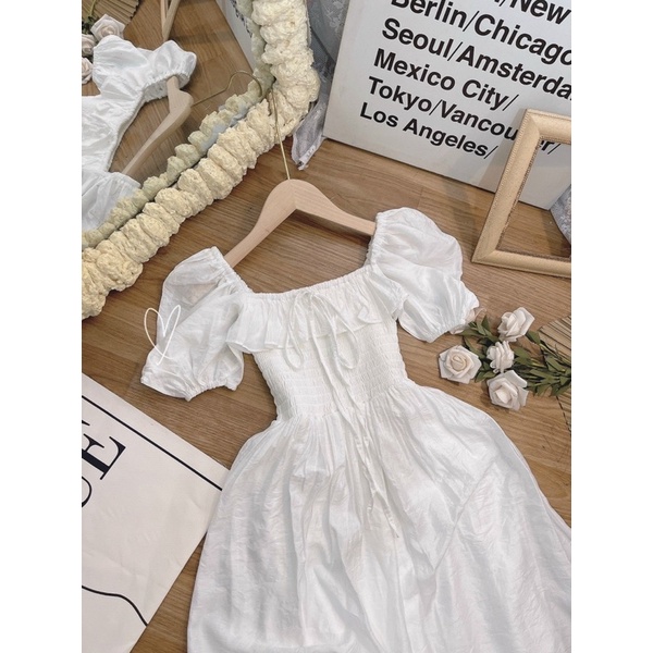 ĐẦM TRẮNG BO CHUN BẸT VAI BÈO NGỰC MIDI