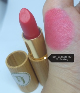 Son dưỡng môi T&J