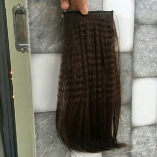 Tóc kẹp phồng 2 bên