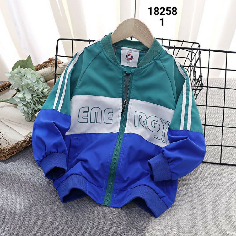 Áo khoác gió bomber bé trai bé gái