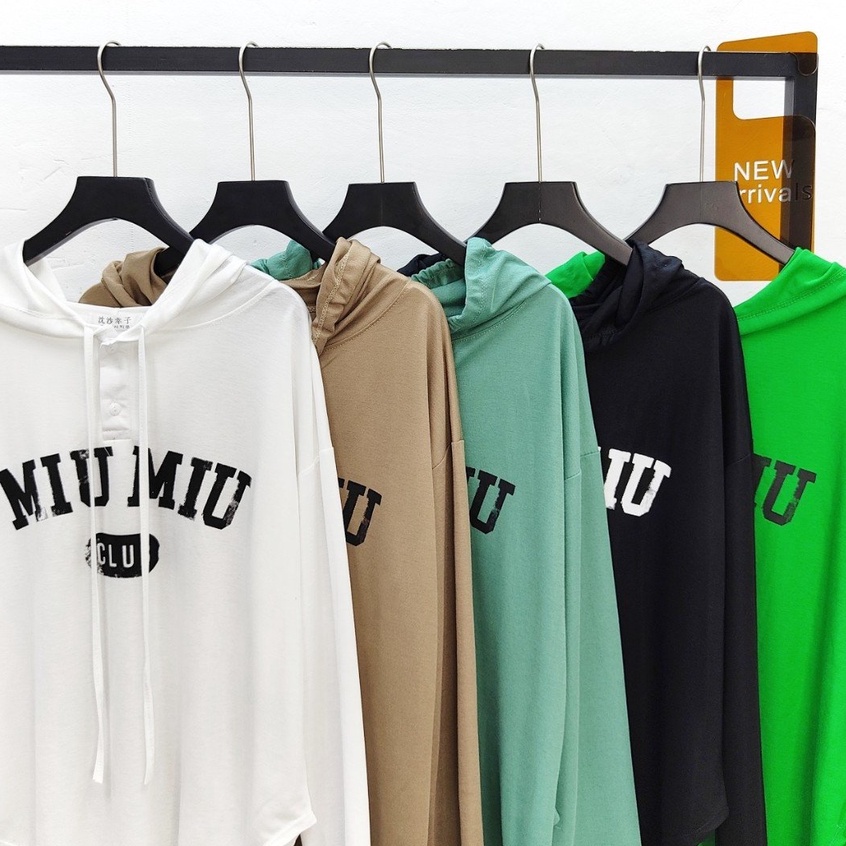 Áo hoddie có mũ rút vạt bầu in chữ nhiều màu xinh vanmiushop