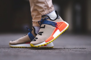 [CÓ SẴN] Pharrell x Adidas NMD Human Race Breath Walk ( vàng chanh)