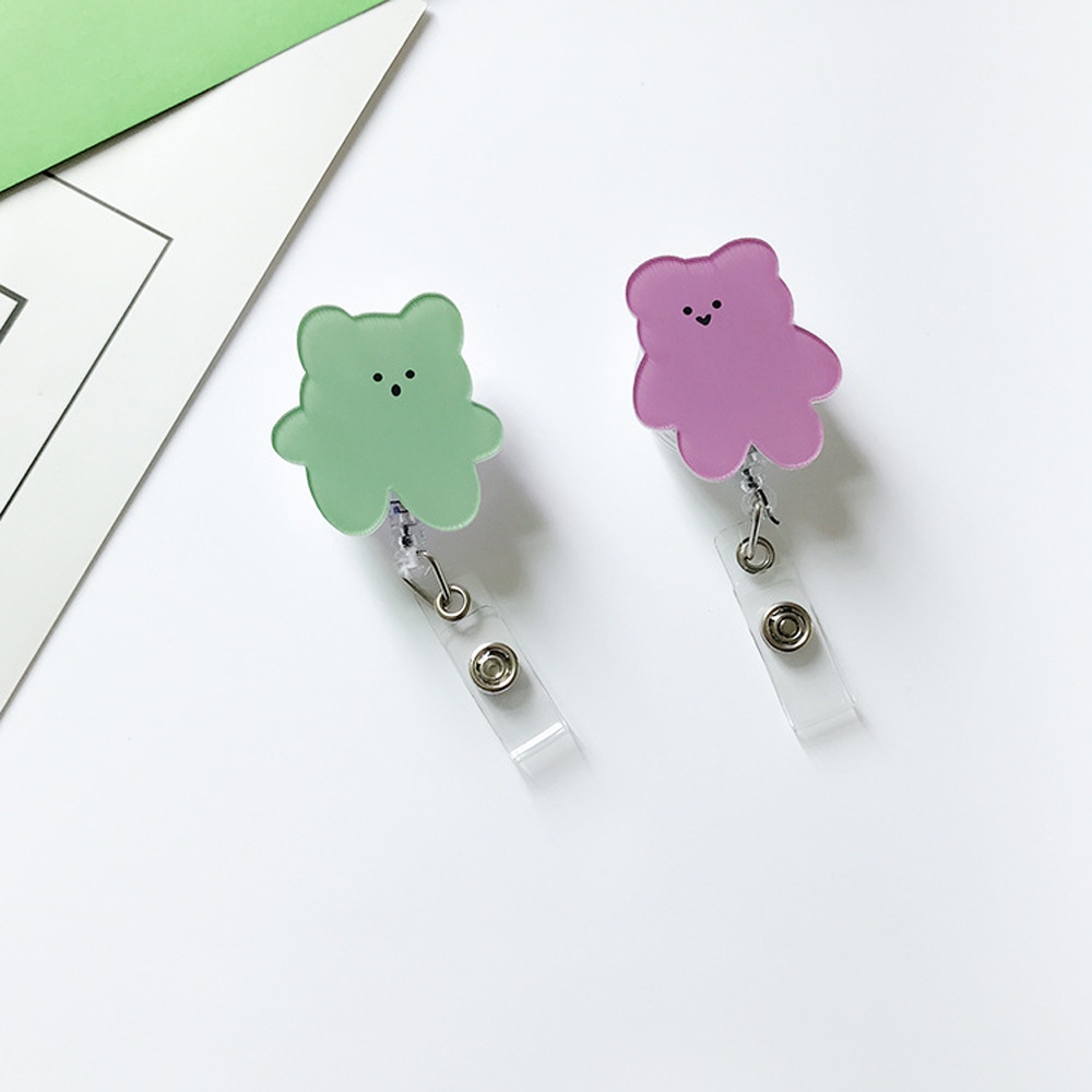 Kẹp giữ thẻ ID có thể thu gọn bằng acrylic màu kẹo phối hình gấu dễ thương