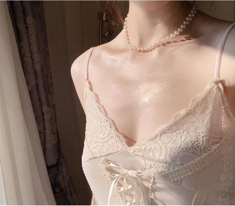 [Hàng mới về] Kem bắt sáng dạng lỏng màu ánh ngọc trai tạo khối làm sáng cho gương mặt và cơ thể | BigBuy360 - bigbuy360.vn