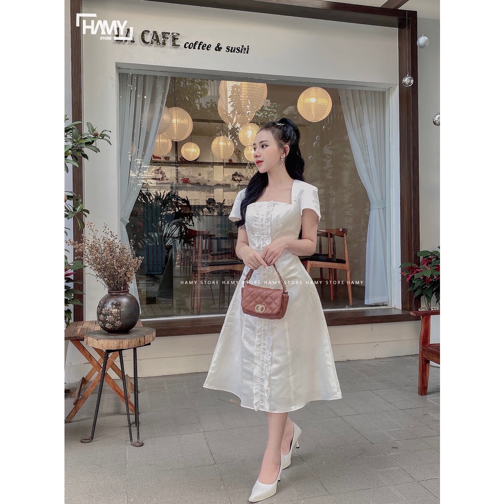 Đầm Bèo Trước Tiểu Thư