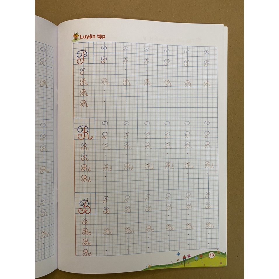 Sách Tập Viết Chữ Hoa Cỡ Nhỏ, Theo Nhóm Dành cho học sinh tiểu học (1 cuốn) | BigBuy360 - bigbuy360.vn
