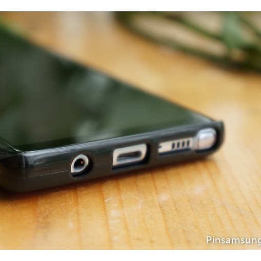 Ốp thời trang Galaxy Note 8 cài thẻ tặng kèm dây cáp Type C chính hãng