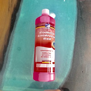 Nước Mát Bluechem RADIATOR ANTIFREEZE RED 1 Lít