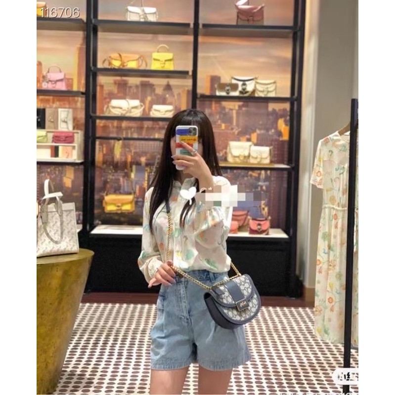 ✨ TÚI COACH BÁN NGUYỆT ALIE JACQUARD C3921