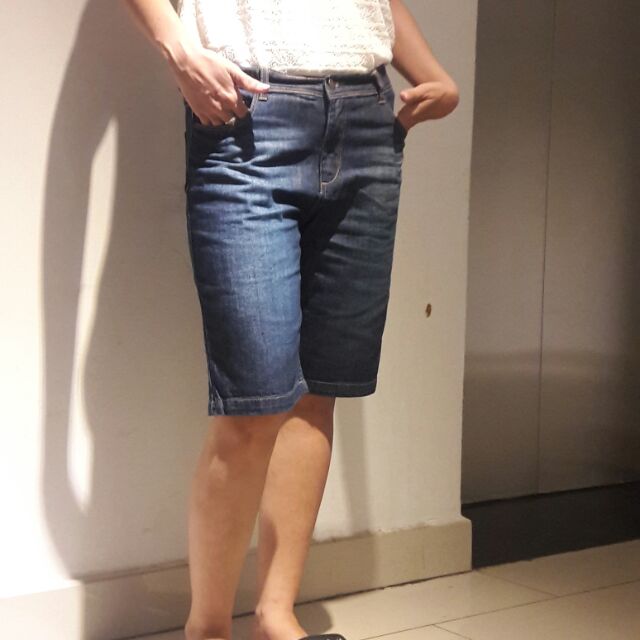 Quần jeans wash biển lửng nữ hàng bỏ shop may chất