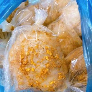Bánh tráng muối tỏi xikê