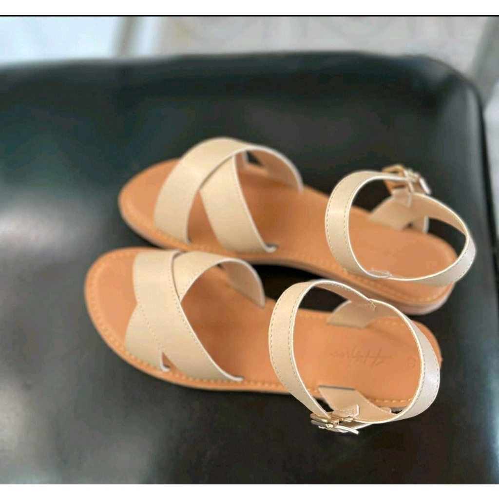 Giày Sandal Nữ Đế Bệt Đi Học Có Quai Hậu Xinh Xắn S01