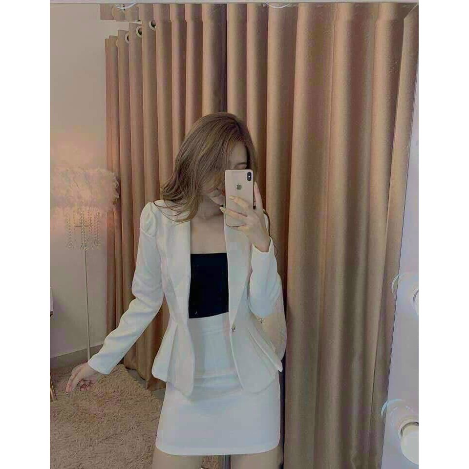 Sét áo trong và áo vest ngoài kèm chân váy thời trang thanh lịch quý phái