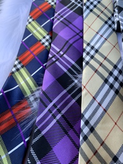 Cà vạt Burberry