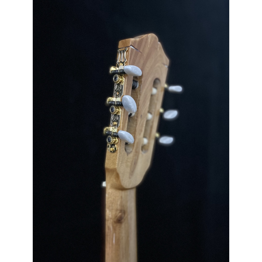 Đàn Ghita Classic Custom Mã ST-CH2 ST.Real Guitar Sài Thành Chất Gỗ Còng Cườm