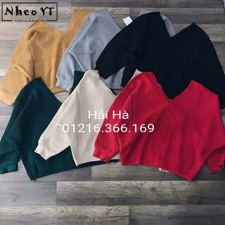 Áo len lệch vai