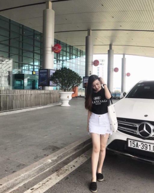 Chân váy kaki hai màu rách nhẹ | BigBuy360 - bigbuy360.vn