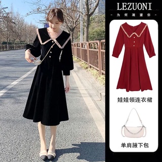 Black dress temperament small black dress autumn dress 2021 new doll collar French Hepburn long-sleeved velvet skirt