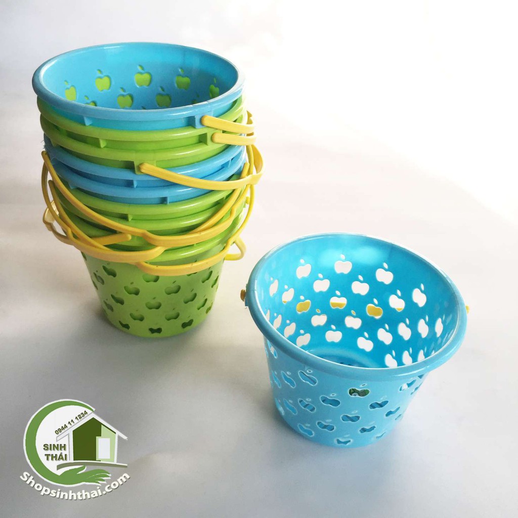 Giỏ nhựa mini có quai xách - rổ nhựa - sọt nhựa khoét lỗ trái táo ...