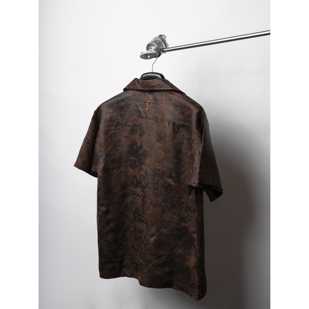 Áo Sơ Mi Ngắn Tay Nam Nữ Phom Rộng FVNXY Wax Nâu Thời Thượng | BigBuy360 - bigbuy360.vn