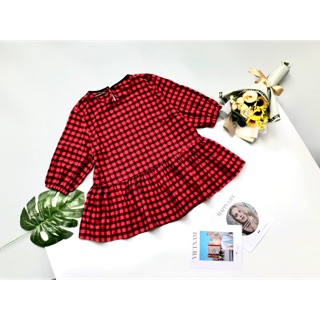 Áo kẻ caro peplum